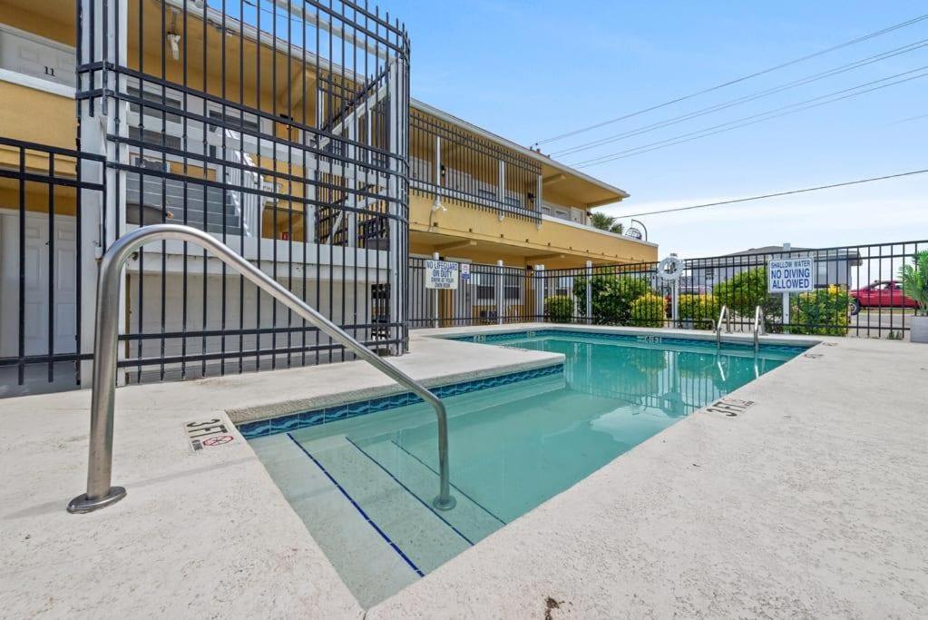 1Br With Pool Parking Pets Next To Beach 6 Apartment Миртъл Бийч Екстериор снимка